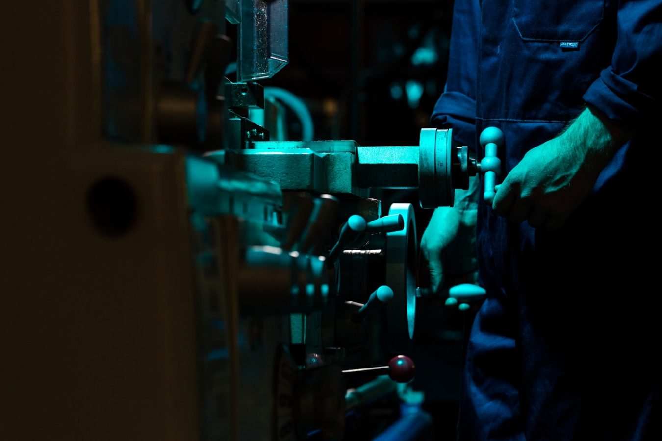 Wanneer is een elektrische keuring verplicht? NEN 1010 vs NEN 3140